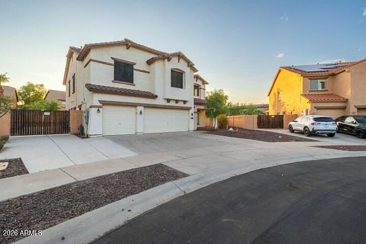 14764 N 141ST Drive photo 3