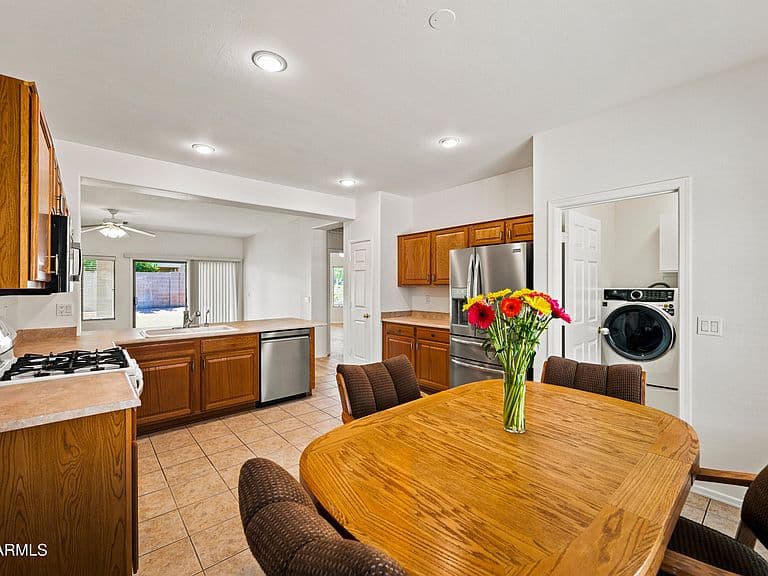 21103 E SADDLE Way photo 4