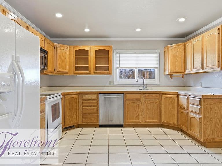 1750 Mariposa Blvd photo 5
