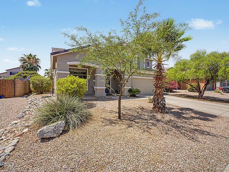 2551 W SUNSET Way photo 3