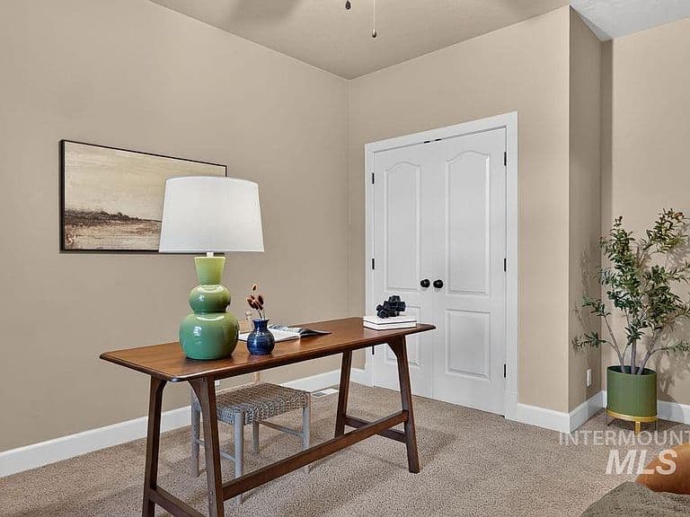 2955 E Shadowview St photo 5