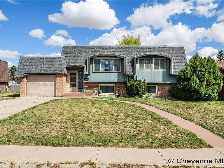 6909 Bomar Dr photo 1