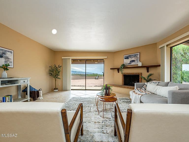 5070 N Grey Mountain Trl photo 3