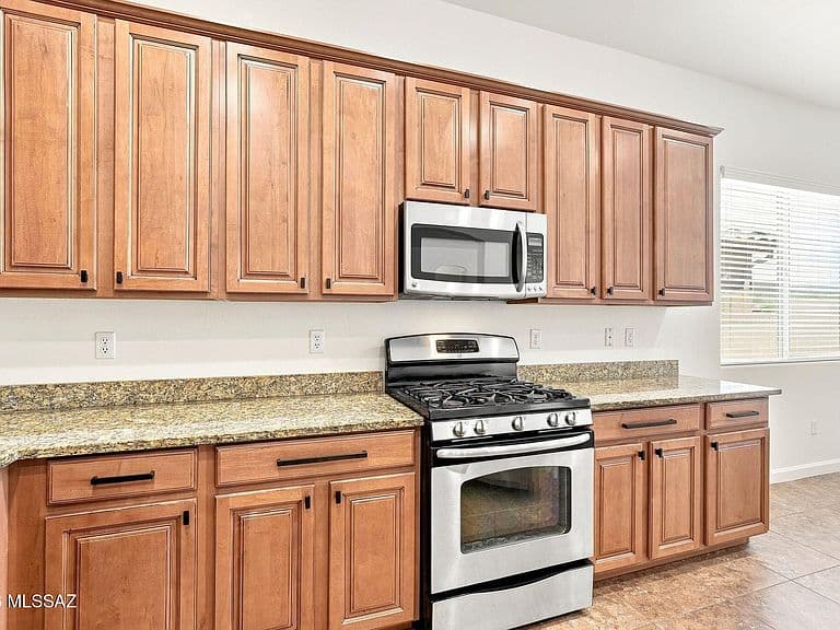 12584 N Sunrise Shadow Dr photo 5