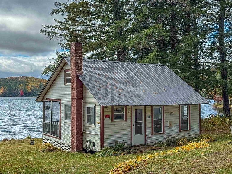311 Lake Road photo 5