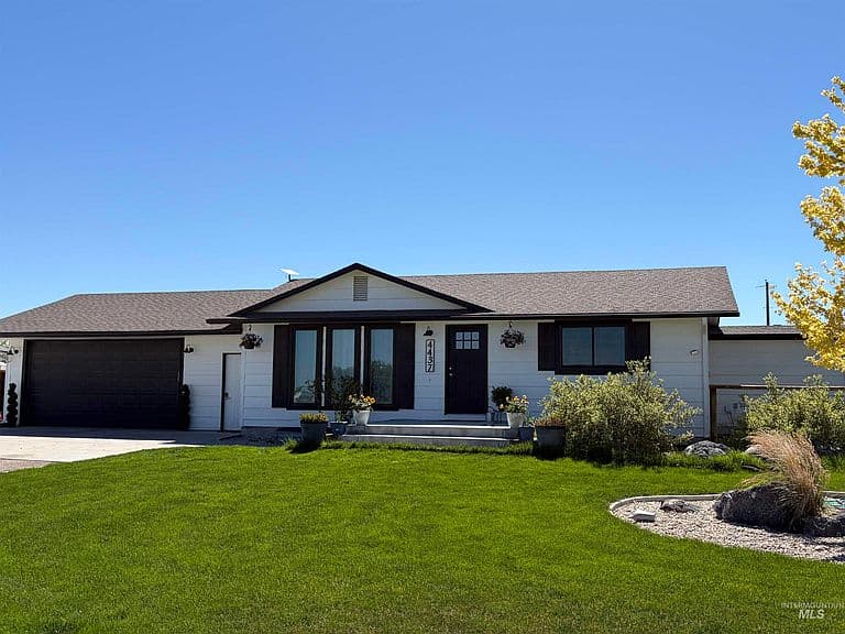 4437 W Kuna Rd photo 3