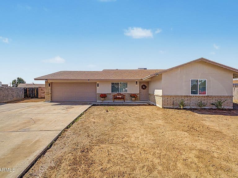 4348 N 80TH Drive photo 3