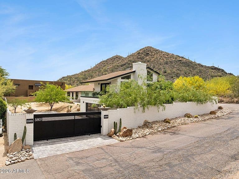 5801 E SURREY Drive photo 2