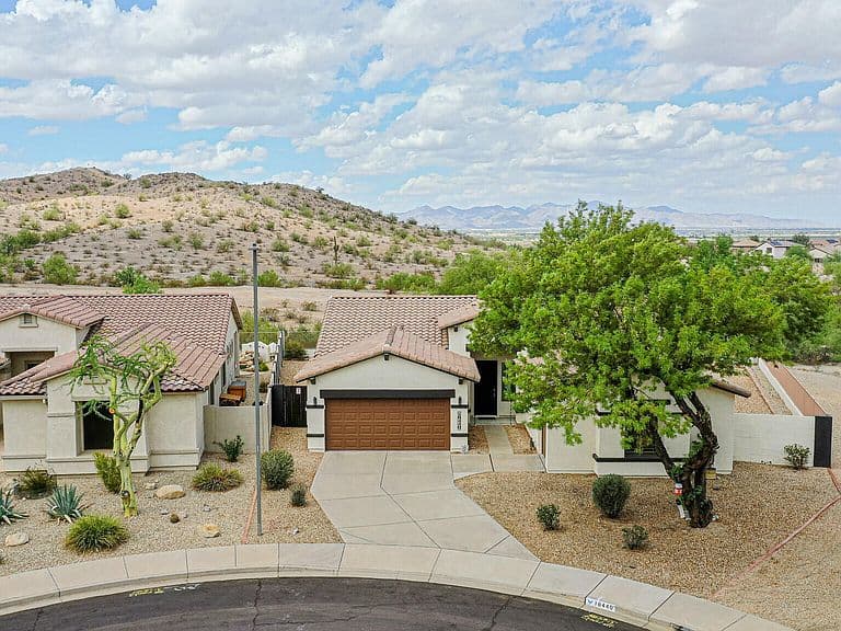 18440 W MCNEIL Street photo 4
