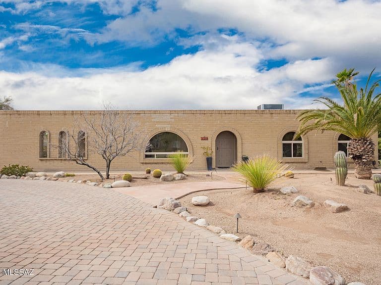 7309 N Paseo Ronceval photo 3