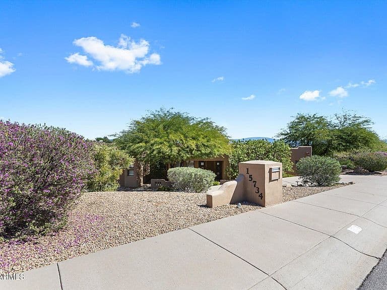 15734 E ROBIN Drive photo 3