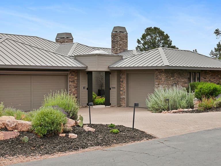 511 N Grapevine Dr photo 3