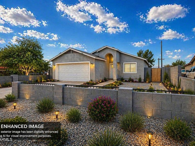2433 W Tonto Street photo 1