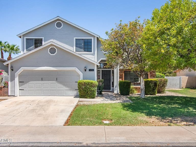 1436 E KENT Avenue photo 2
