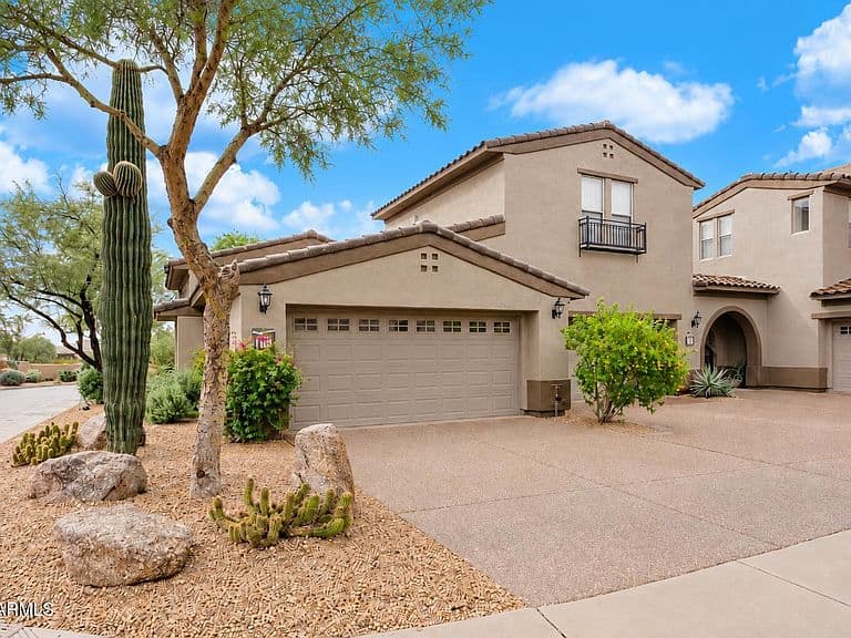 20802 N GRAYHAWK Drive #1184 photo 3