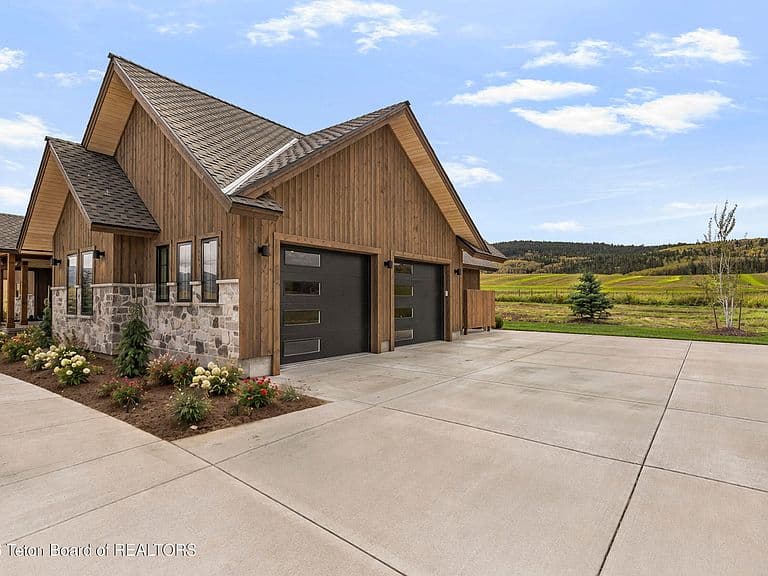 3351 Coneflower Cir photo 3