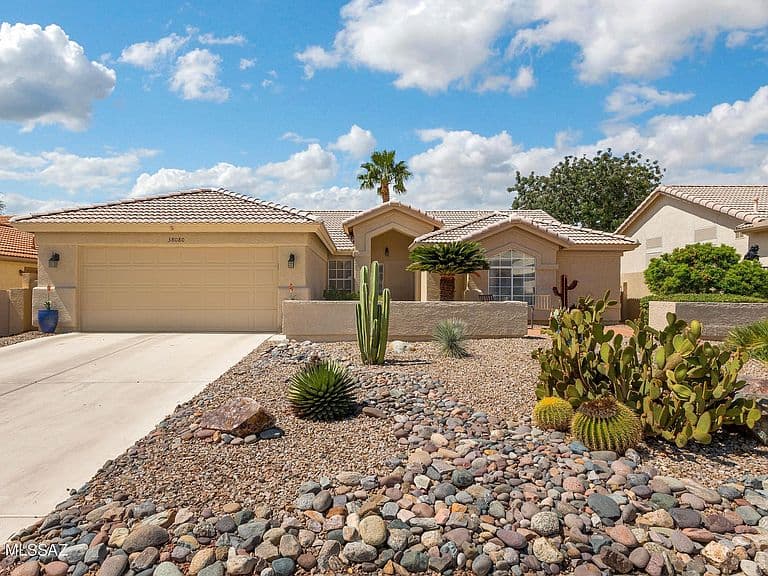 38080 S Elbow Bend Dr photo 2