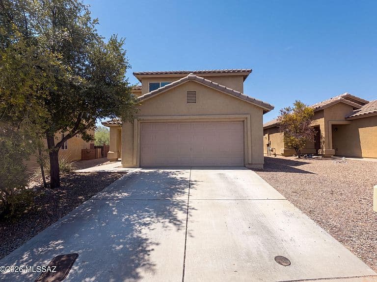 935 W Placita Canalito photo 1