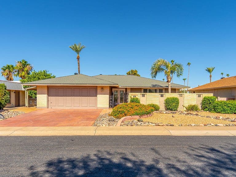 10740 W TROPICANA Circle photo 1