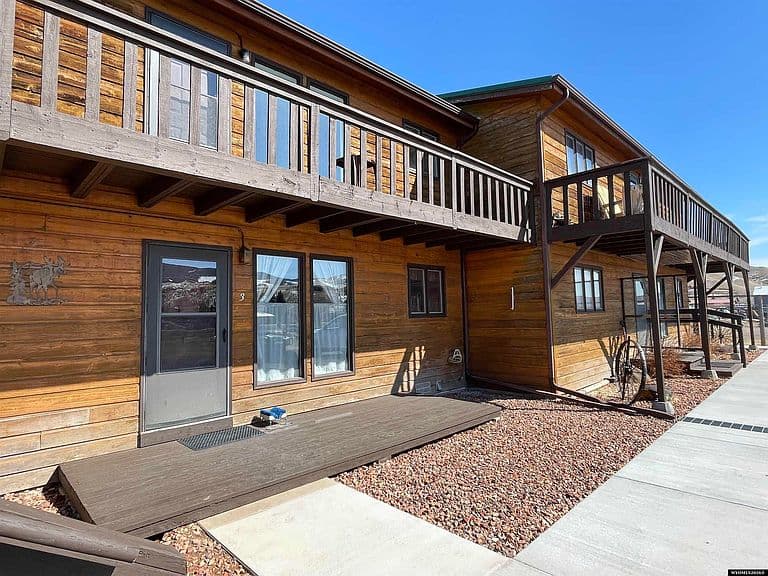 1516 Warm Springs Dr photo 1