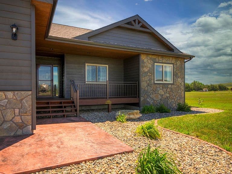 16564 Red Cedar Rd photo 3