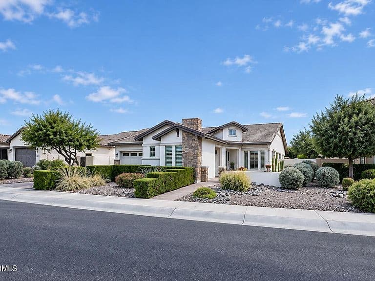 5822 S WILSON Way photo 1