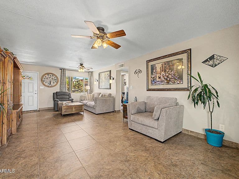 17412 E GRANDE Boulevard photo 5
