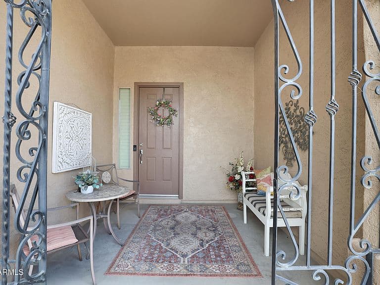 4755 E RAKESTRAW Lane photo 2