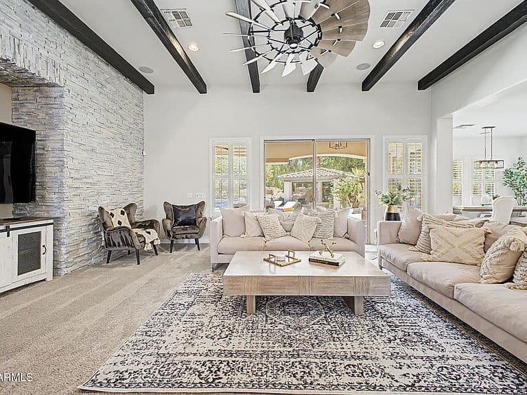 20184 E STONECREST Drive photo 1