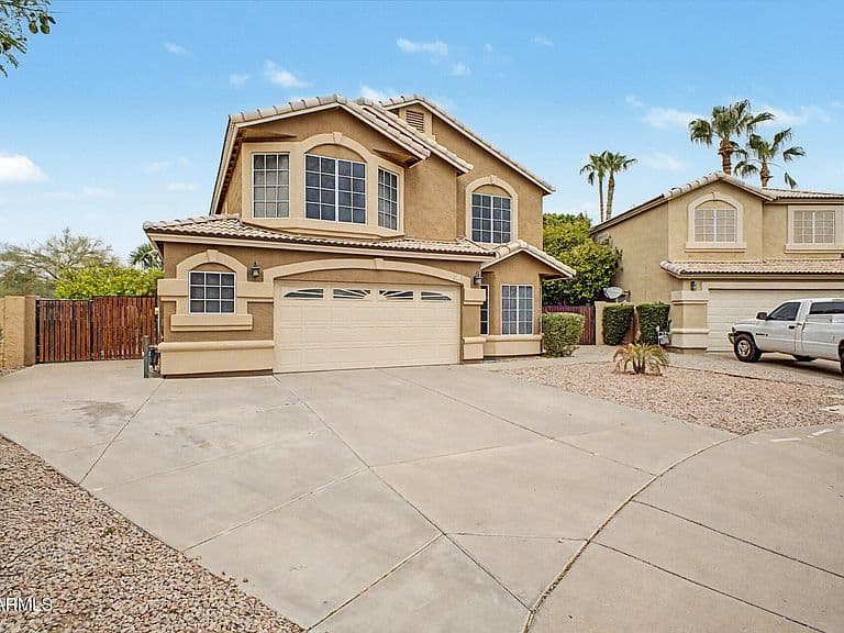 2712 S SAWYER Circle photo 3
