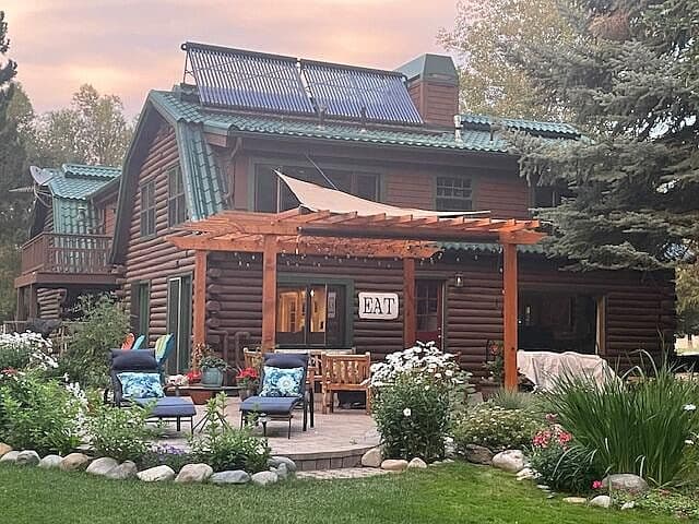 105 Greenhouse Ln photo 1