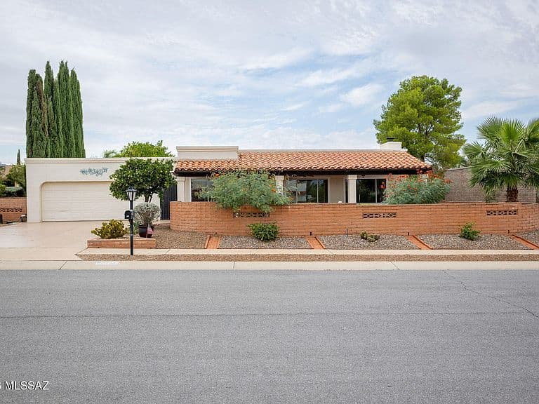 32 W Calle Frambuesa photo 1