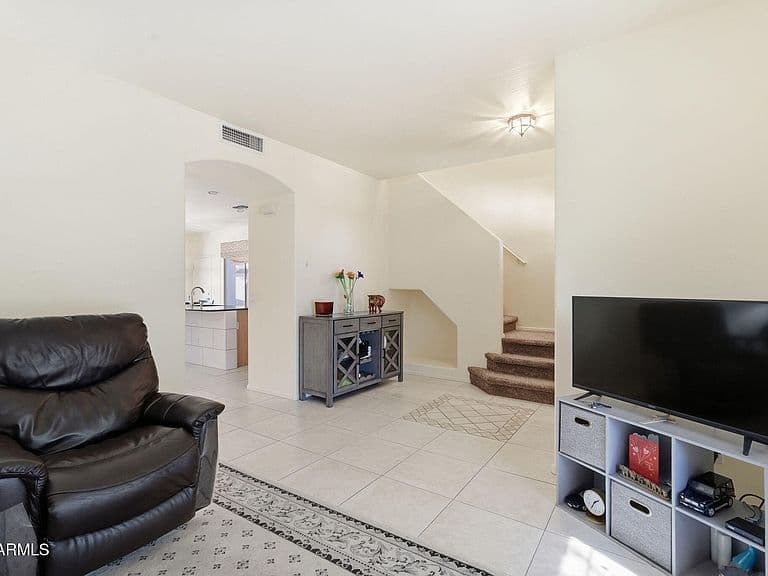7304 E NORTHRIDGE Circle photo 5