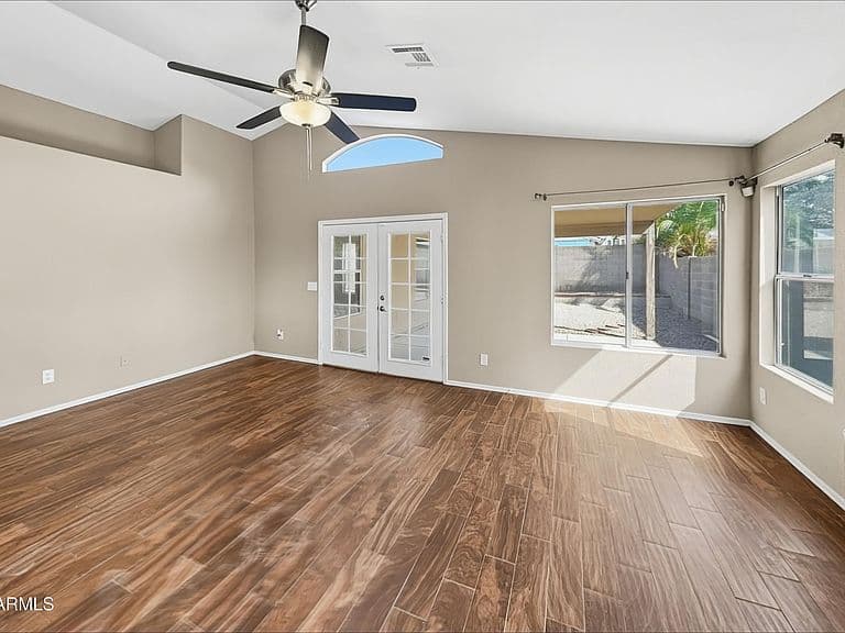 6910 W VIA DEL SOL Drive photo 3