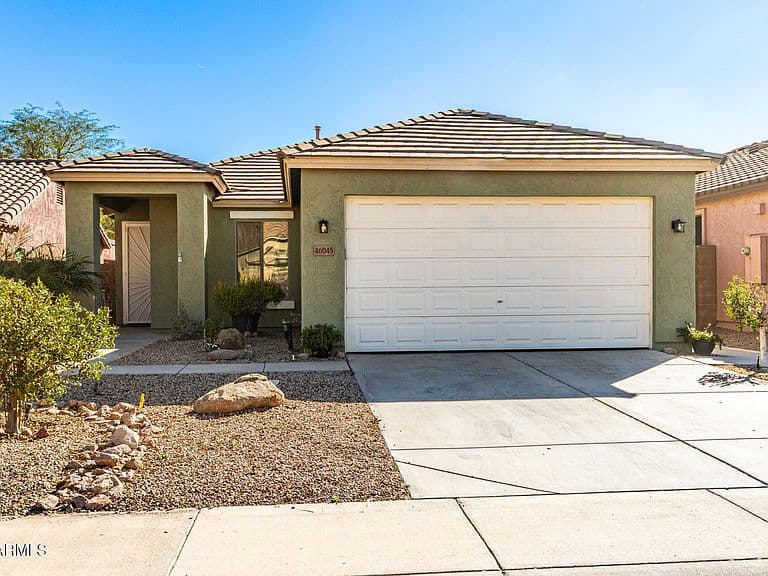 46045 W BARBARA Lane photo 2