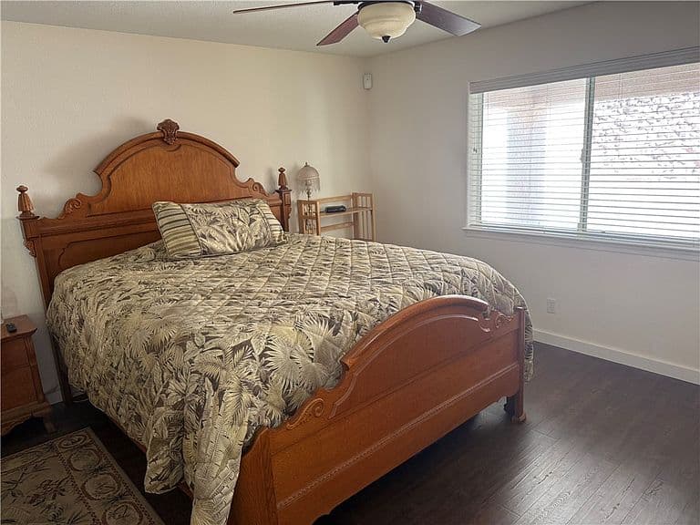 298 North Ridge Cove photo 3