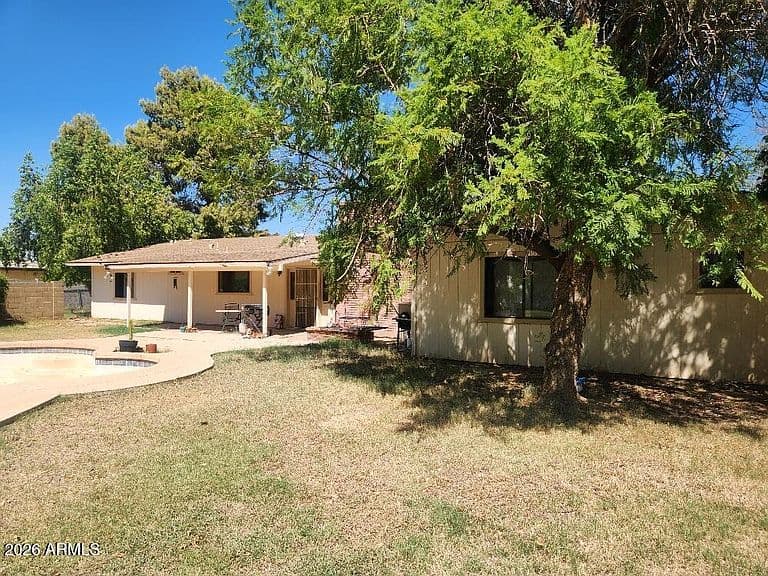 853 W STANFORD Avenue photo 4