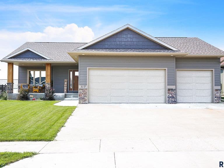 117 E Birchwood Dr photo 2
