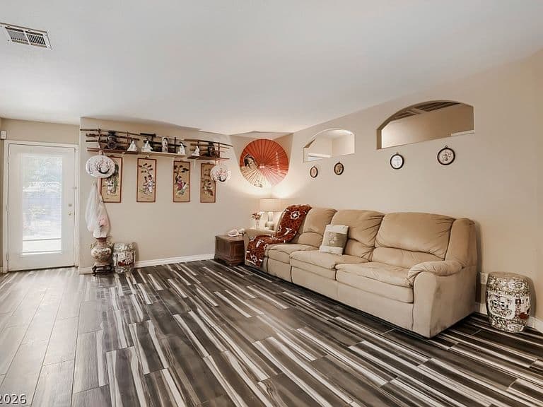 6431 Shining Sand Ave photo 3