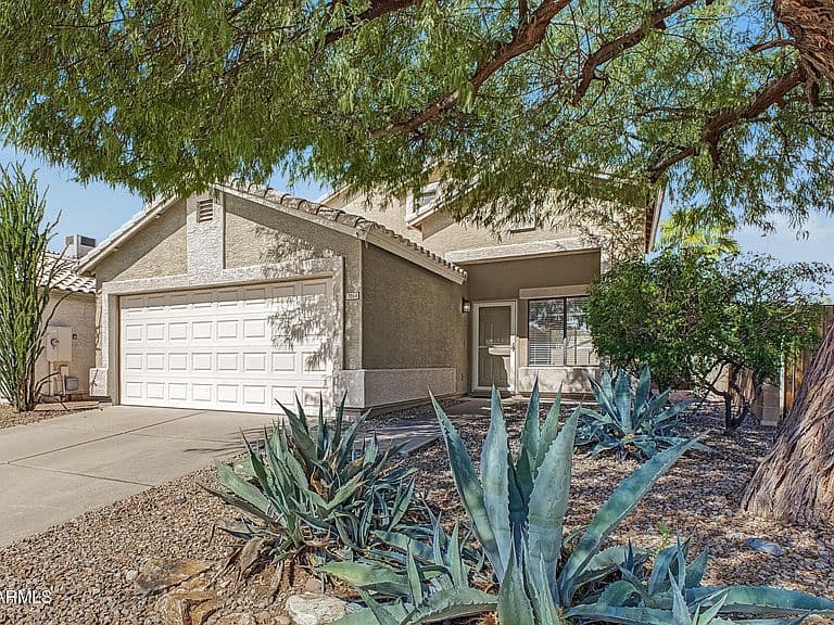 2154 E WILLIAMS Drive photo 2