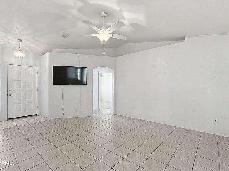 10510 W ARIVACA Drive photo 3