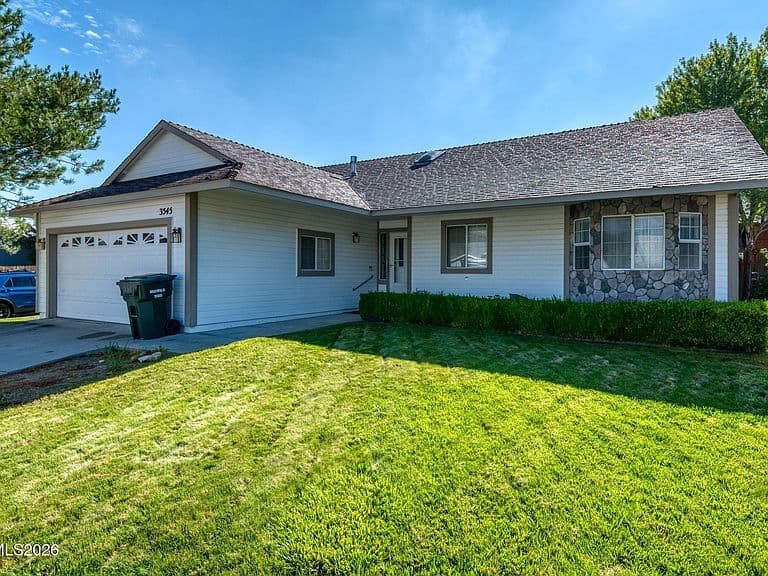 3545 Smoketree Ave photo 3