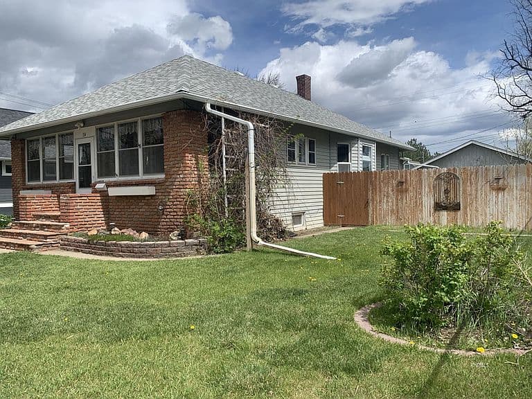 114 N Merriam Ave photo 1