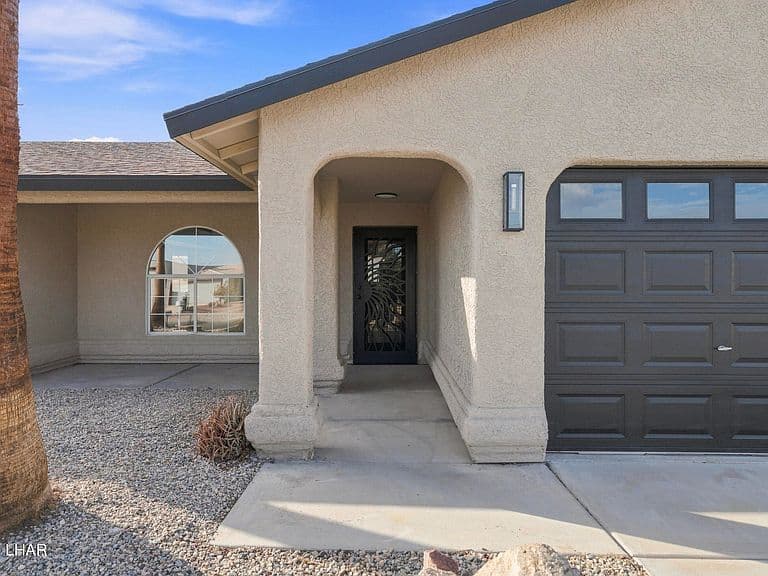 3419 Hassayampa Dr photo 5