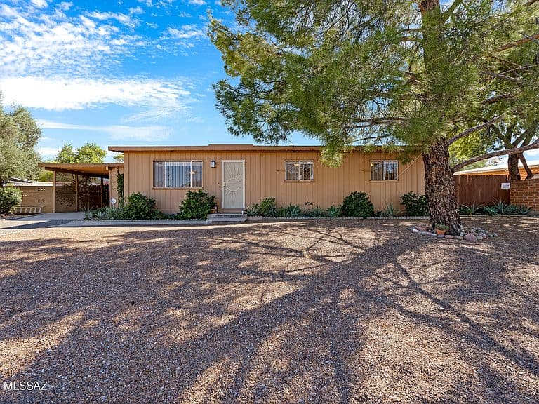 7316 E Calle Arturo photo 2
