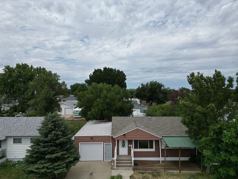 415 Chestnut Ave photo 5