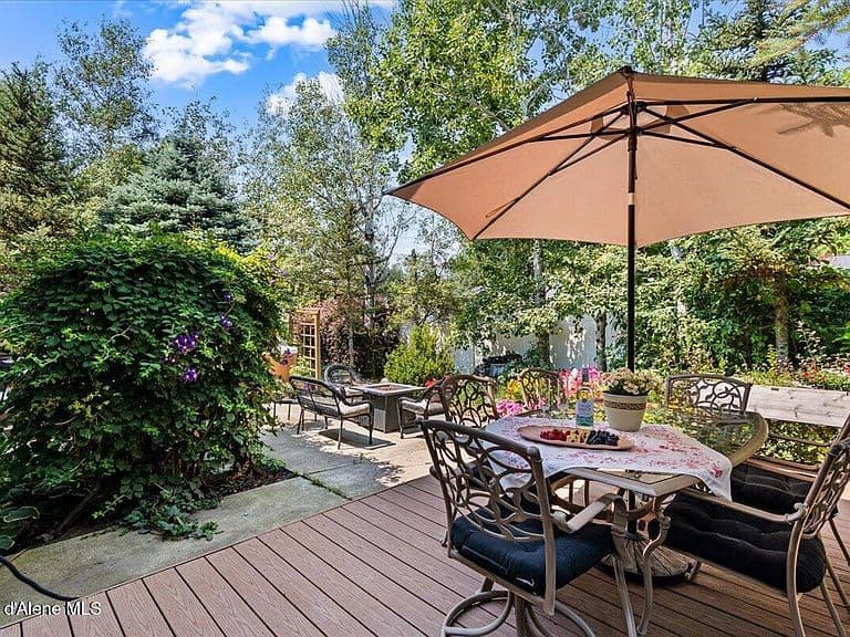 1029 E Shadow Wood Ln photo 5