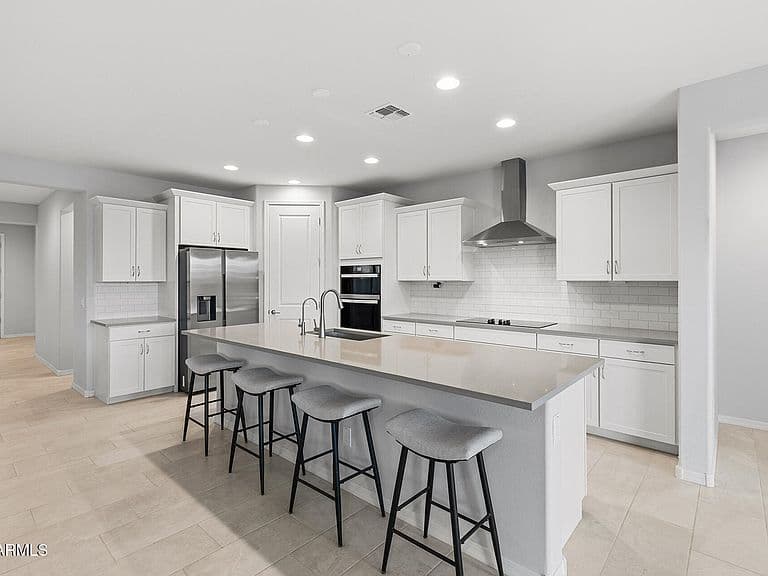 43025 W PALO ABETO Drive photo 3
