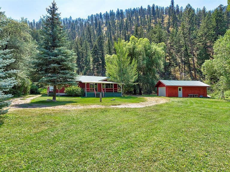 7140 Trout Creek Rd photo 2