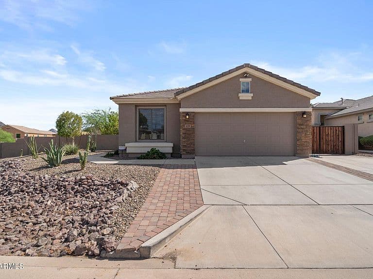 1229 E SHANGRI LA Road photo 5